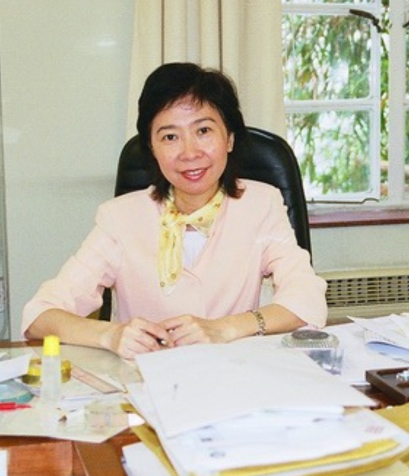 Mrs__Lau